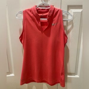 Nike Aeroreact sleeveless golf/tennis activewear shirt
